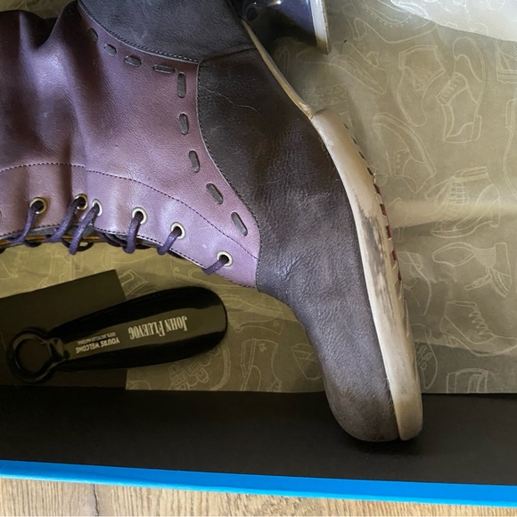 Retired Fluevog Optimist tall lace up boot w/ dust bag and box - Picture 10 of 14